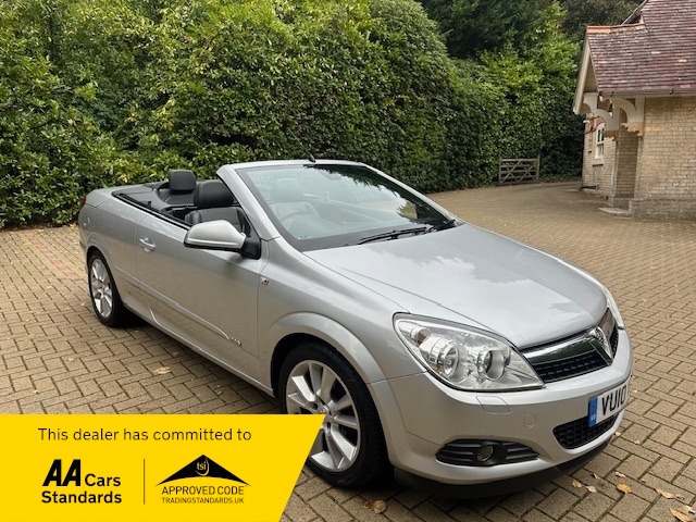 2010 Vauxhall Astra 1.8 VVT Design 2dr CONVERTIBLE Petrol Manual