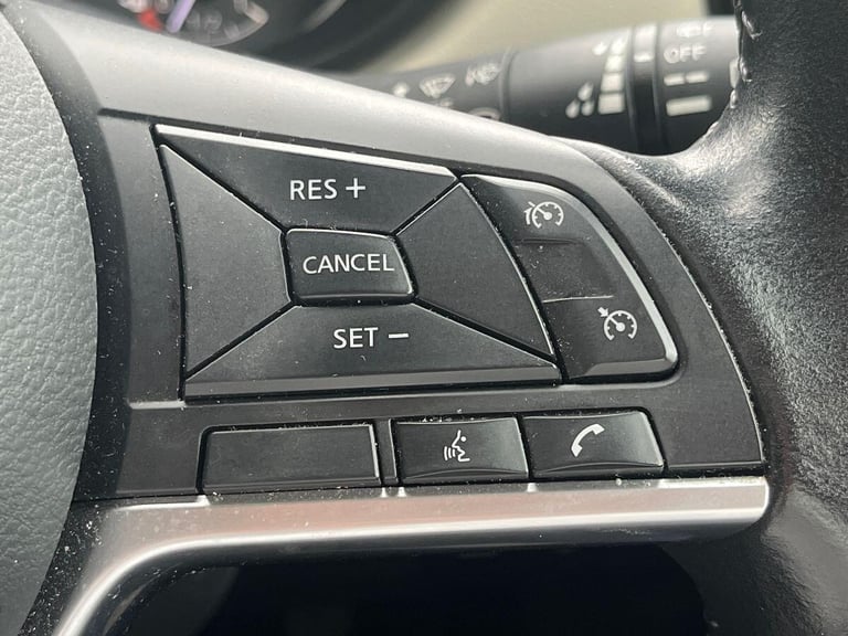 2019 Nissan Micra 1.0 DIG-T Tekna Euro 6 (s/s) 5dr HATCHBACK Petrol Manual