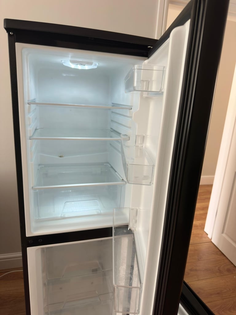 Bush Fridge Freezer Refrigerator Frost Free Black 2 Dorr Free Standing