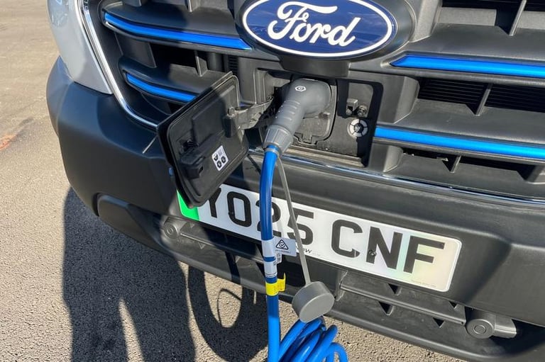 2025 Ford E-Transit 350 Leader AUTO L3 H2 LWB Medium Roof RWD 135kW 68kWh DAP, PRO POWER ONBOAR P...