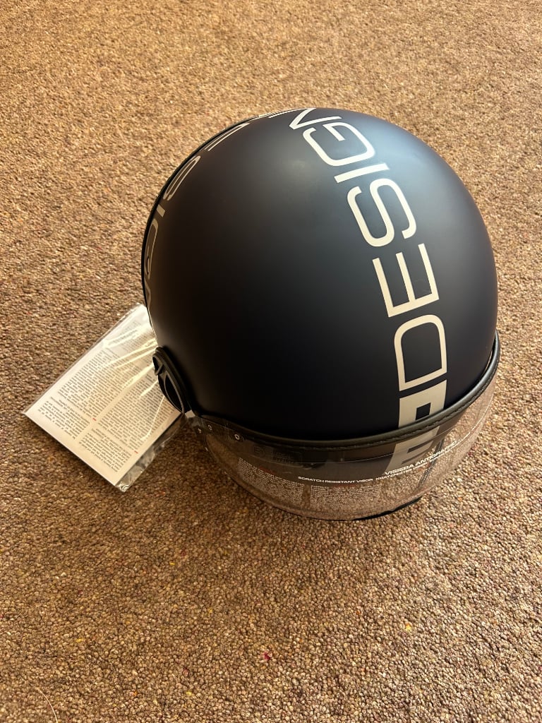 NEW MOMO DESIGN MOTORCYCLE HELMET