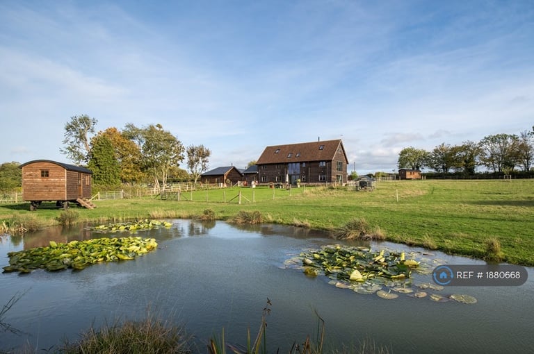 4 bedroom house in Markyate, St Albans, AL3 (4 bed) (#1880668)