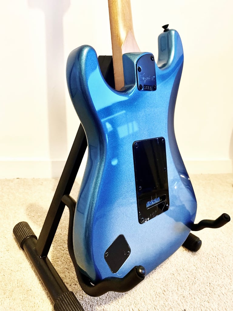  NEW Fender Squier Contemporary Stratocaster strat special in Metallic sky blue