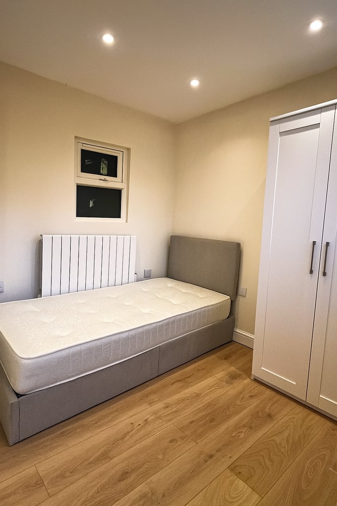 Studio Room with kitchen and ensuite bathroom