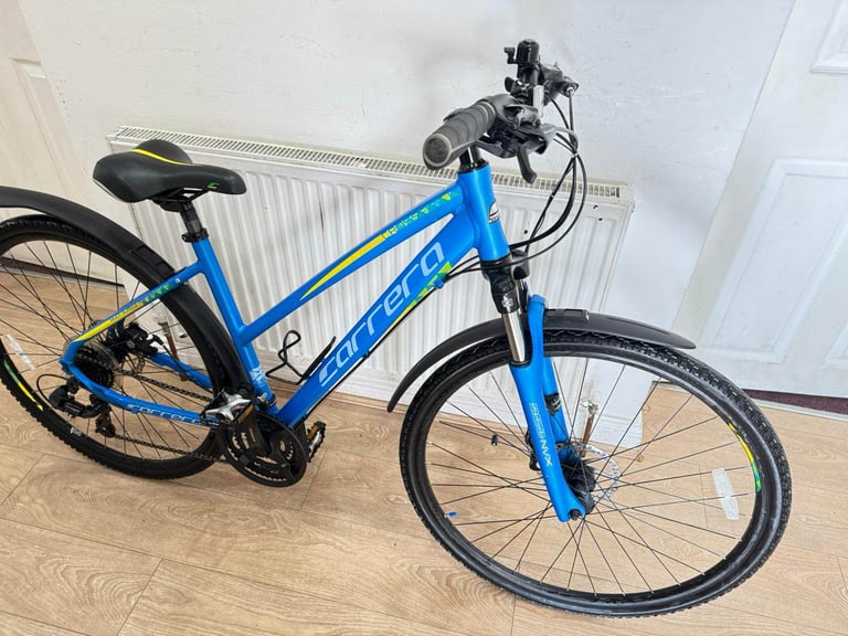 Carerra crossfire 2 hybrid bike in very good condition all fully working 