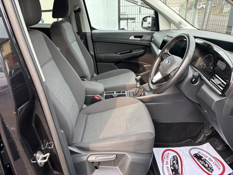 2022 Ford Tourneo Connect 2.0 EcoBlue Titanium 5dr [7 seat] MPV Diesel Manual