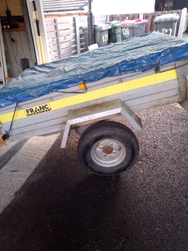 Tipping trailer 