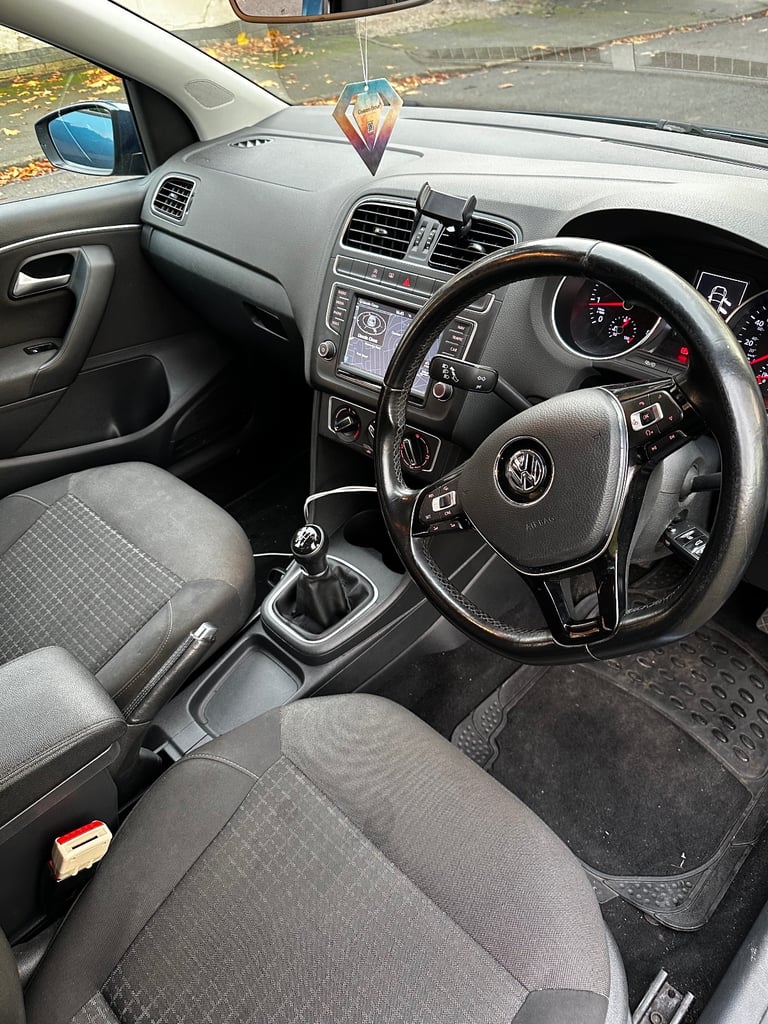 2017 Volkswagen Polo