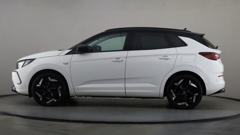 2023 Vauxhall Grandland 1.6 14.2kWh GSe SUV 5dr Petrol Plug-in Hybrid Auto AWD Euro 6 (s/s) (300 ...