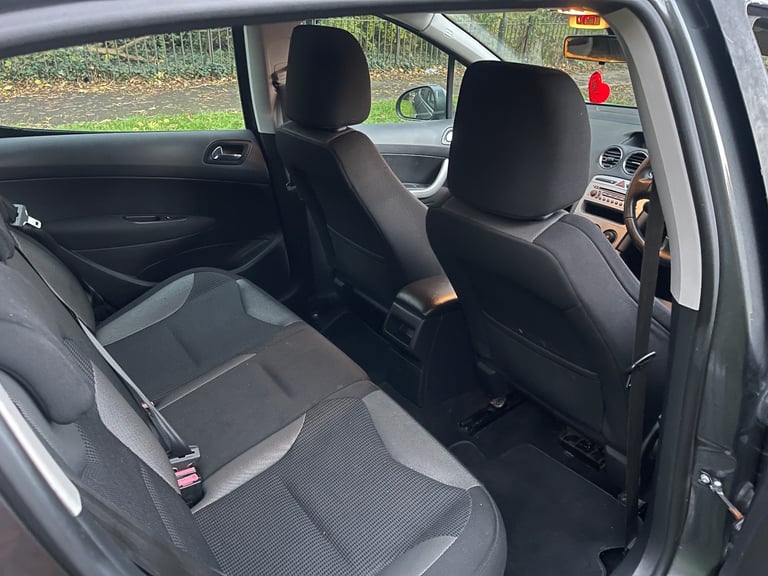 Peugeot, 308, Hatchback, 2010, Manual, 1598 (cc), 5 doors