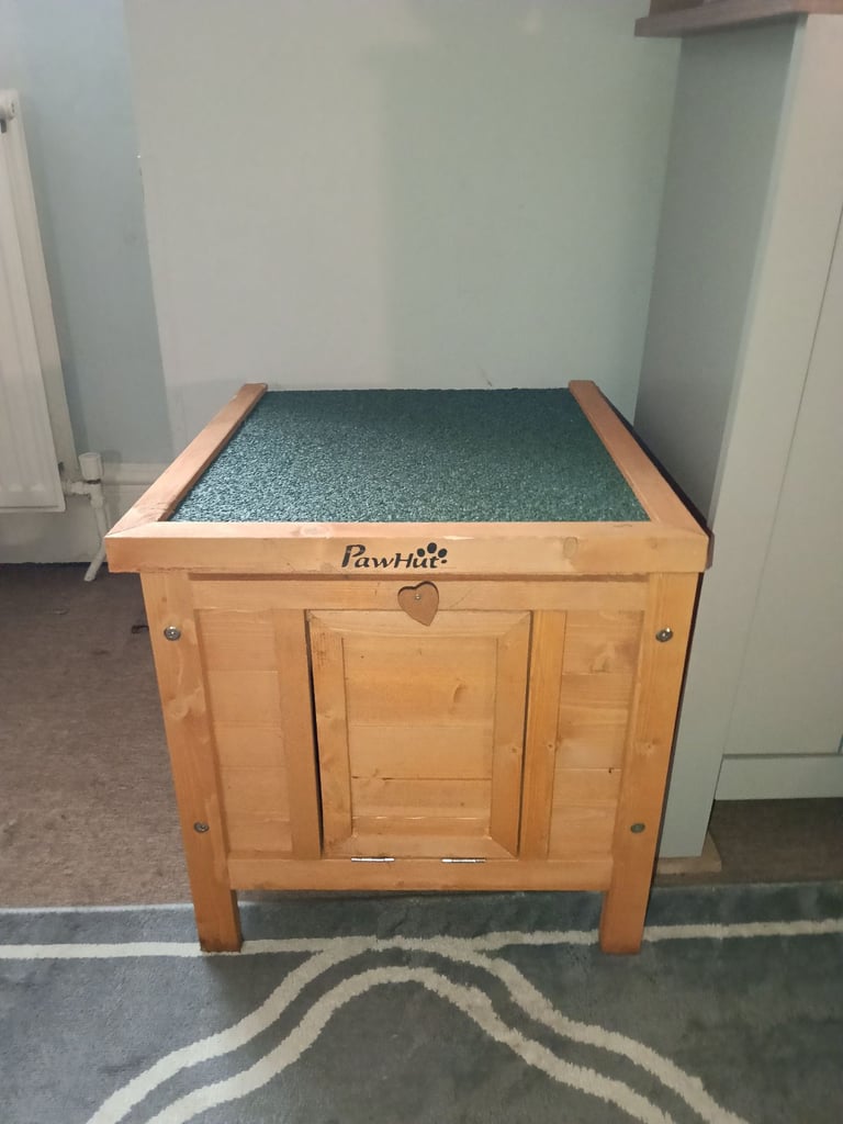 Small rabbit hutch 