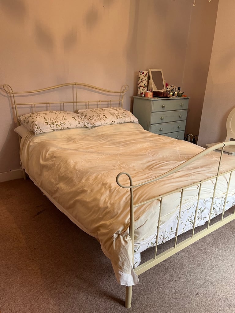 Laura Ashley Camberley Double bed frame 