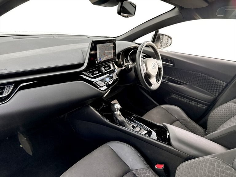 2022 Toyota C-HR VVT-h Design SUV HYBRID Automatic