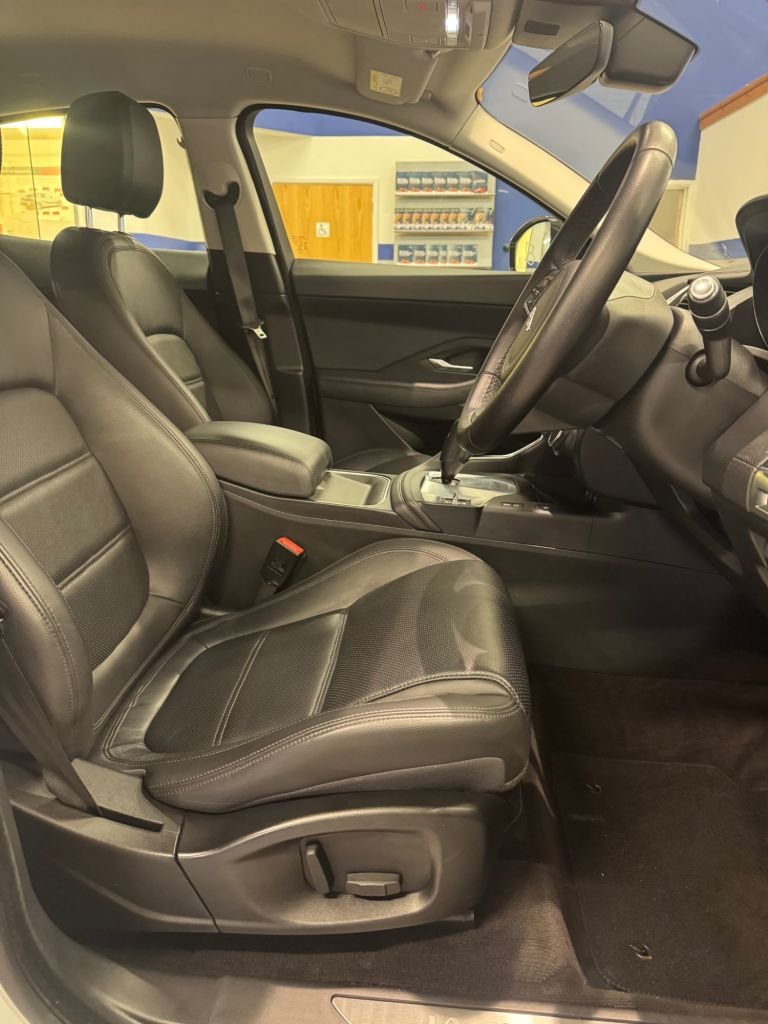 2019 Jaguar E-Pace 2.0d S 5dr Auto ESTATE DIESEL Automatic