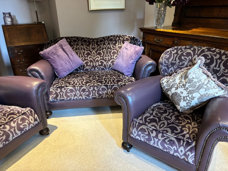 Vintage Sofa & Armchairs 