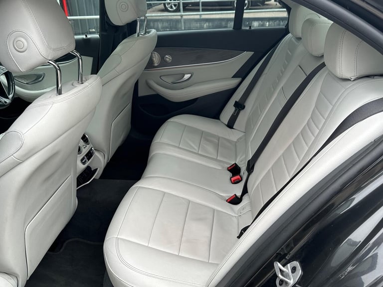 2021 Mercedes-Benz E Class 2.0 E300de 13.5kWh AMG Line Night Edition (Premium Plus) G-Tronic+ Eur...