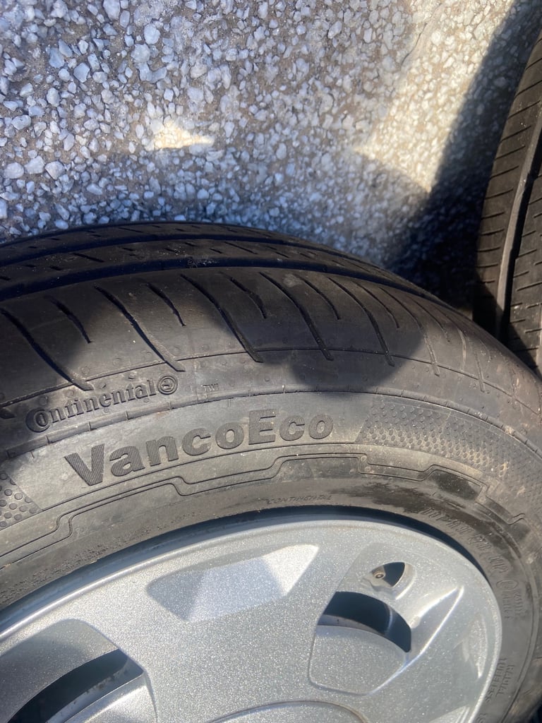 Ford transit wheel and tyres