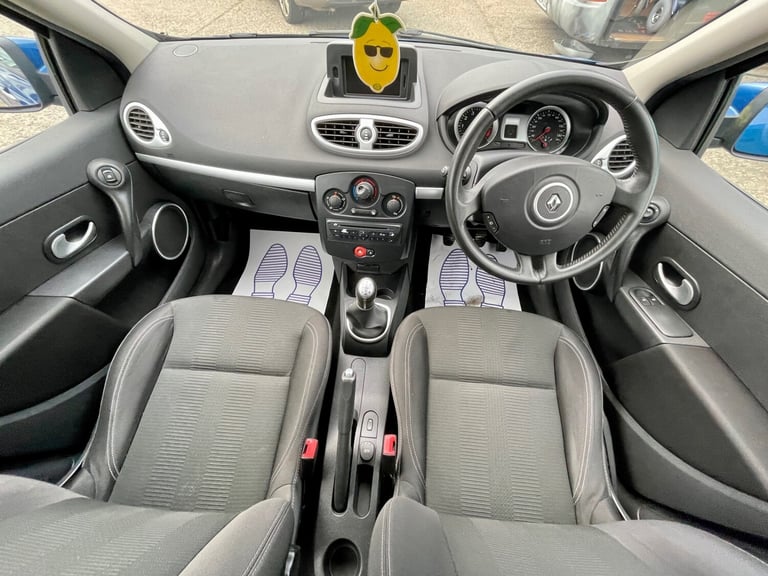 2010 Renault Clio 1.2 TCE Dynamique TomTom 5dr HATCHBACK Petrol Manual