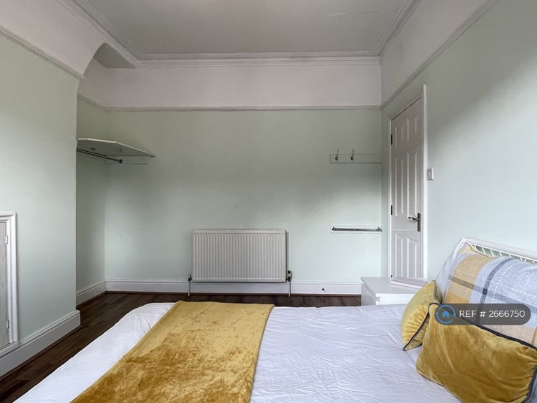 3 bedroom house in Brookdale Road, Liverpool, L15 (3 bed) (#2666750)