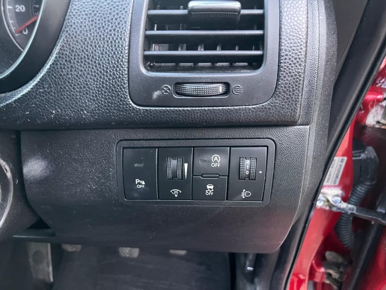 2012 Hyundai Ix20 1.4 Blue Drive Active 5dr MPV PETROL Manual