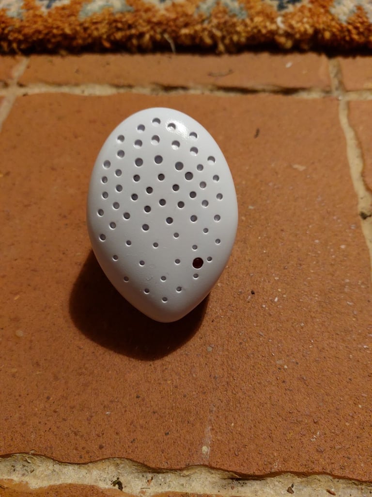 image for Plug-in rodent repeller