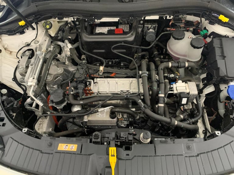 2022 Mercedes-Benz EQA EQA 300 66.5kWh AMG Line (Premium) SUV 5dr Electric Auto 4MATIC (228 ps) -...