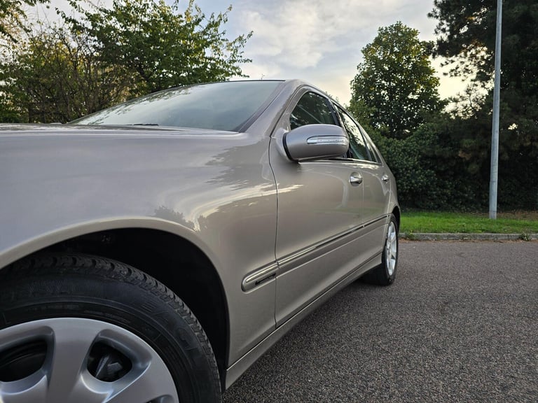 2006 Mercedes-Benz C Class 1.8 C180 Kompressor Elegance SE 4dr SALOON Petrol Automatic