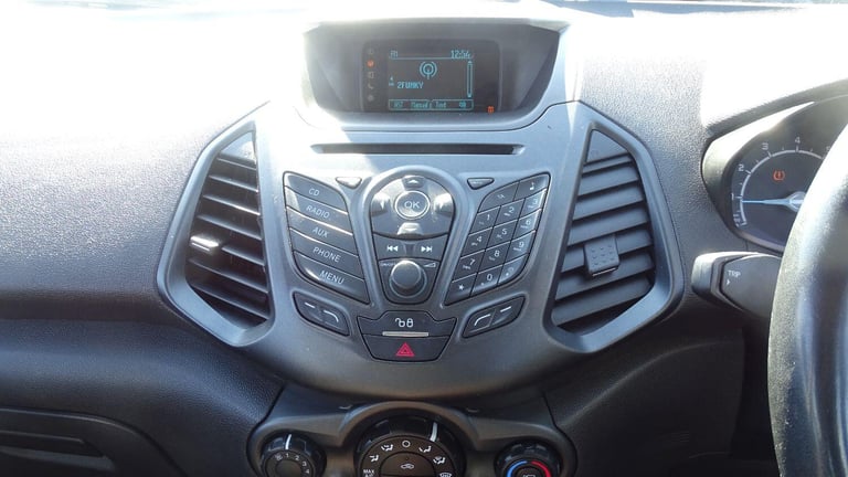 FORD ECOSPORT 1.5 Zetec 2015