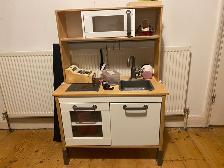 DUKTIG Play kitchen
