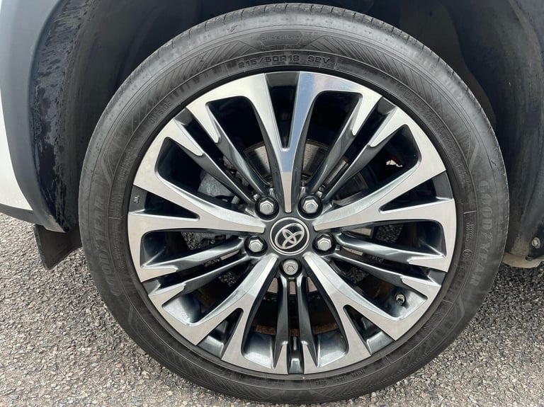 2022 Toyota Yaris 1.5 Hybrid Excel 5dr CVT Estate Hybrid Automatic