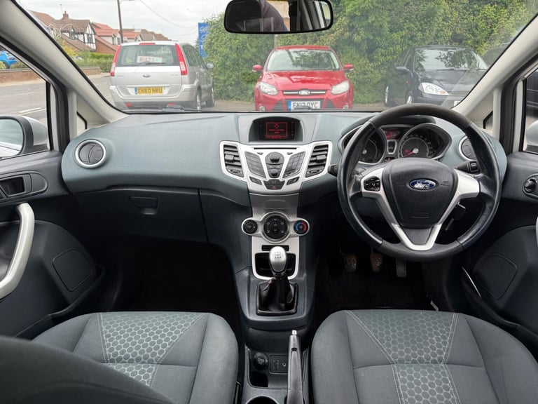 2009 Ford Fiesta 1.4 Zetec 5dr HATCHBACK Petrol Manual