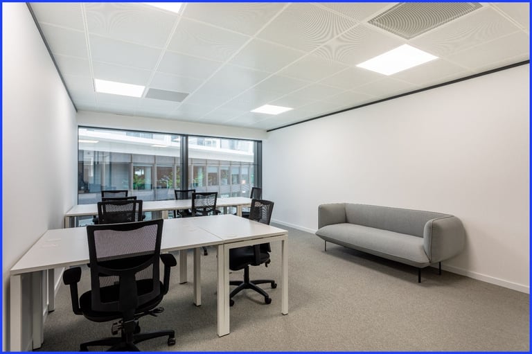 London - WC1X 8WB, 24/7 access to designer office space for 2 people in Spaces 98 Theobalds Road