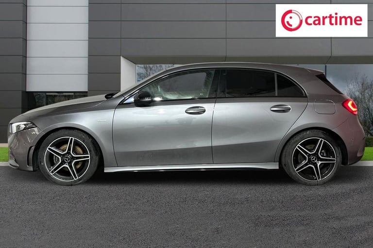 2021 71 MERCEDES-BENZ A-CLASS 1.3 A200 AMG LINE EDITION (EXECUTIVE) HATCHBACK 5D