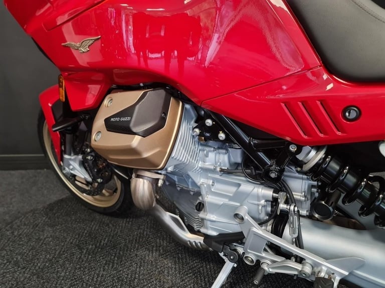 2023 23 Moto Guzzi V100 Mandello 7343 miles, clean & tidy example