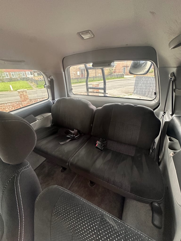 Mitsubishi Delica 4x4 2006, 2997 (cc)