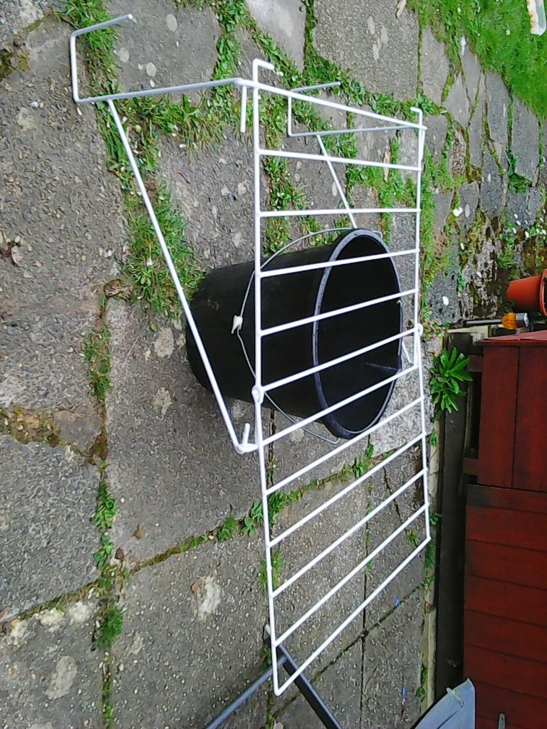 CARAVAN CLOTHES AIRER