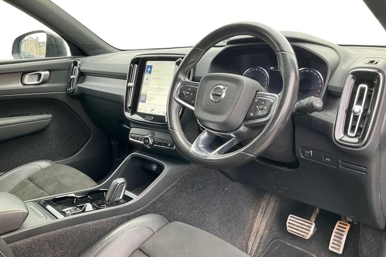 2020 Volvo XC40 2.0 B4P R DESIGN Pro 5dr Auto Semi-Auto Estate Petrol Semi Automatic