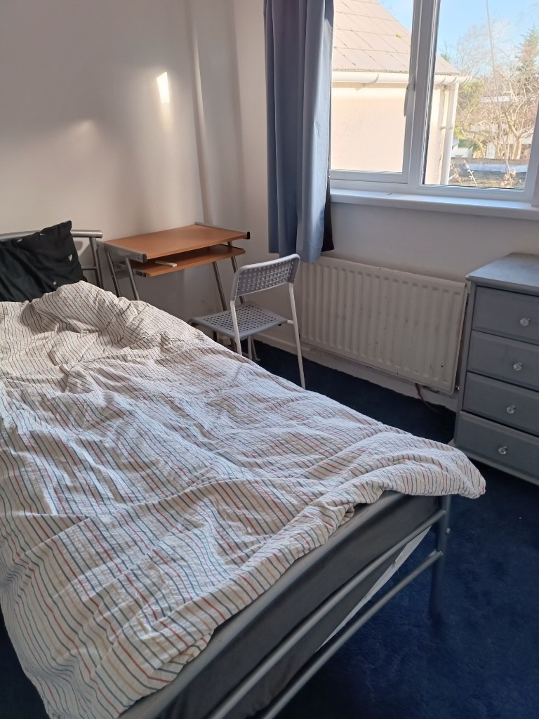 Rooms to rent Larne 