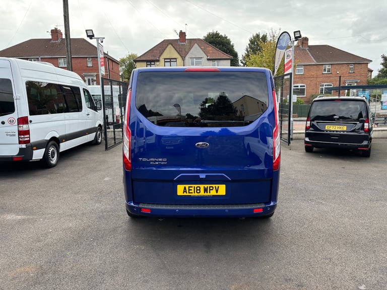 2018 Ford Tourneo Custom 2.0 TDCi 170ps sport Low Roof 8 Seater Titanium Minibus Diesel Manual