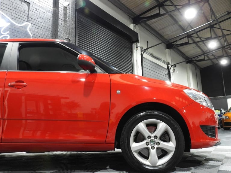 2010 60 SKODA FABIA 1.2 TSI SE HATCHBACK 5DR PETROL DSG EURO 5 (105 PS)