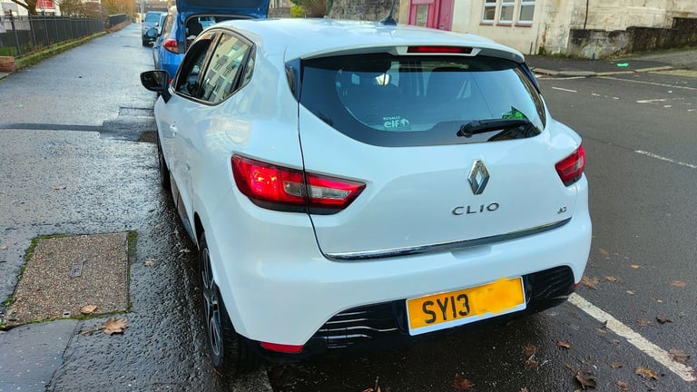 Renault Clio media nav, 1.5 diesel, low mileage 75472