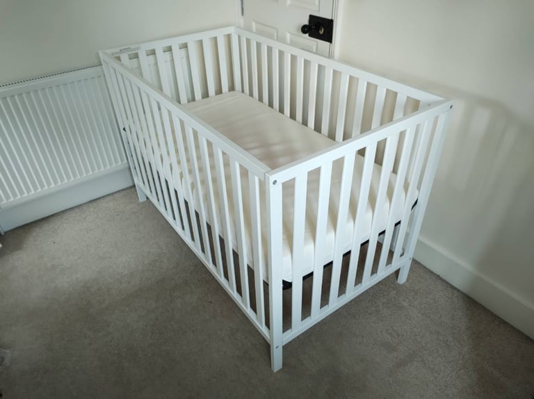 White cot for Sale in Oxfordshire Cots Toddler Beds Gumtree