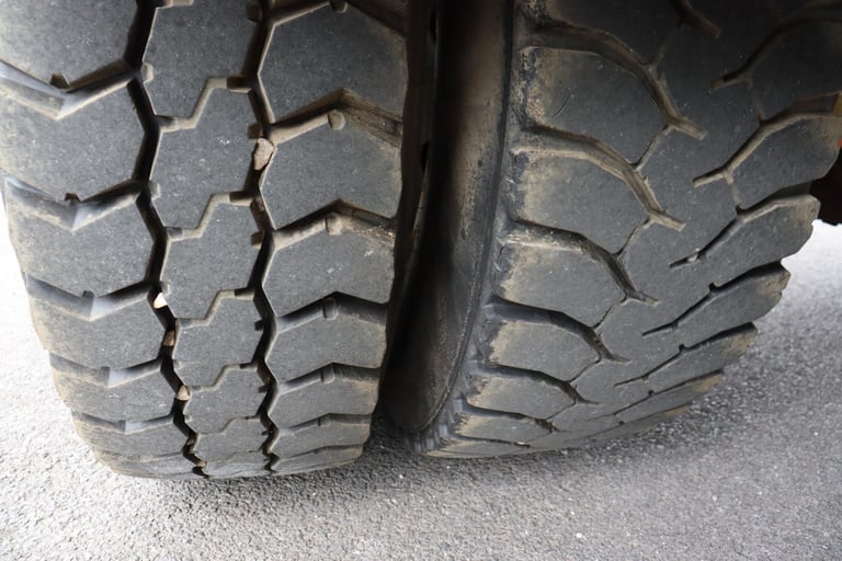 DAF LF55 220 4X2 DROPSIDE STEEL INSULATED TIPPER (2008)