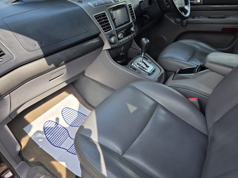 2013 Ssangyong Turismo 2.0 EX 5dr Tip Auto 4WD MPV Diesel Automatic