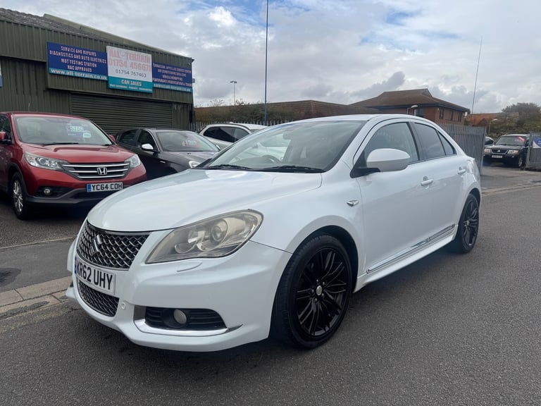 image for 2013 Suzuki Kizashi 2.4 Sport 4x4 4dr CVT Automatic 