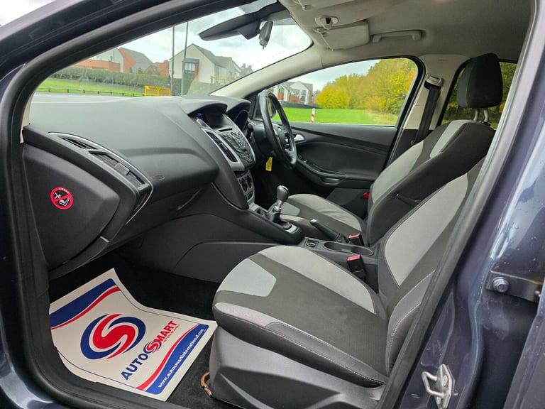 2013 Ford Focus 1.6 TDCi Zetec Euro 5 (s/s) 5dr Hatchback Diesel Manual
