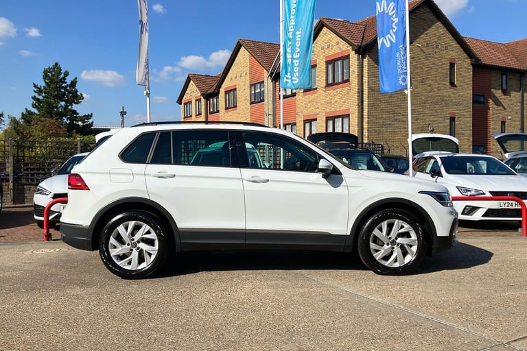  Volkswagen Tiguan 1.5 Tsi Life Suv 5dr Petrol Dsg Euro 6 s/s 150 Ps Petrol