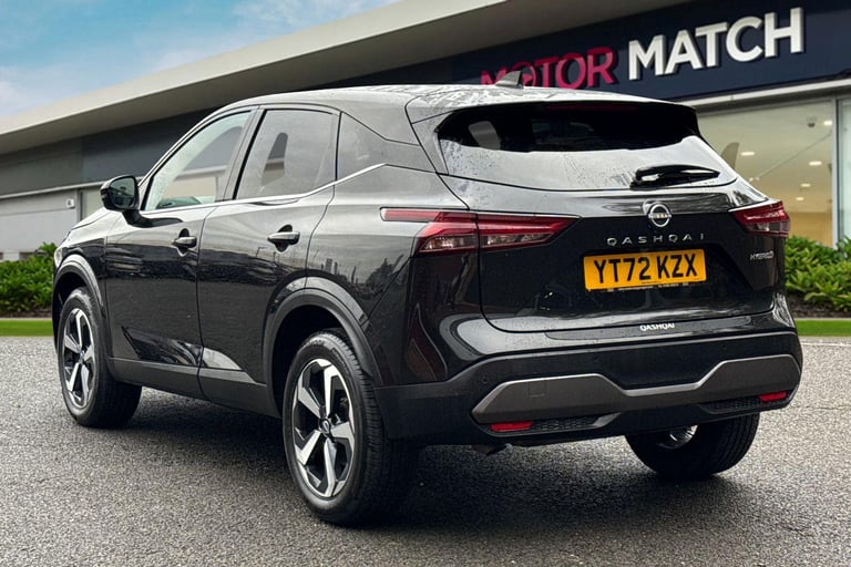 2022 Nissan Qashqai 1.3 DIG-T MHEV N-Connecta XTRON Euro 6 (s/s) 5dr SUV PETROL Automatic