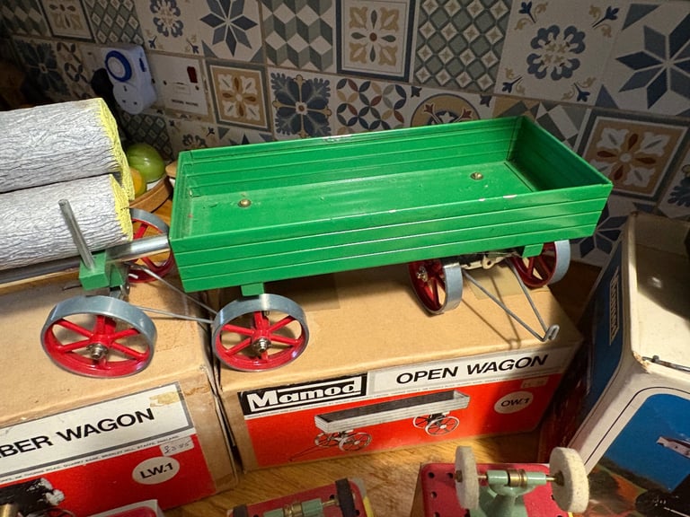 Mamod steam traction engine 