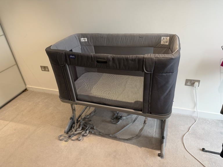 image for Chicco Next2Me Forever Co-Sleeping Crib and Cot - Suitable from Birth up to 4 years